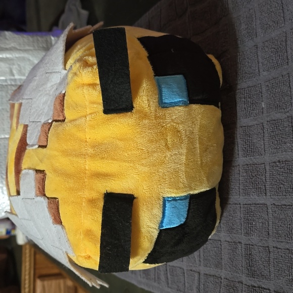 Minecraft Brown Plush Bee Toy - Picture 1 of 6